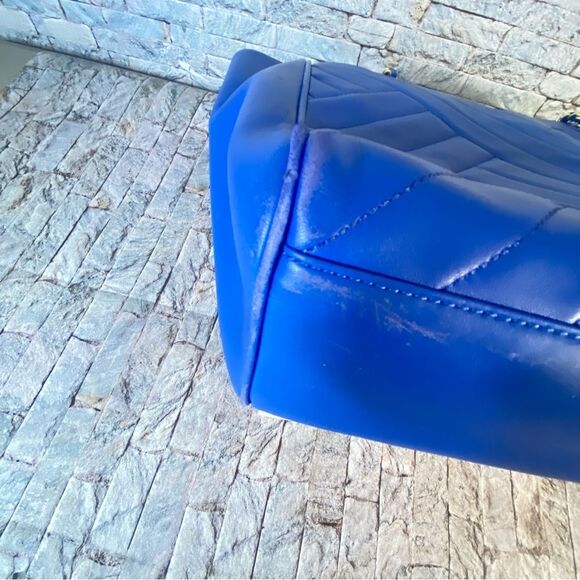 Tory Burch Blue Quilted Leather Alexa Tote - Picture 14 of 16